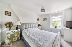 Photo 25- click for photo gallery